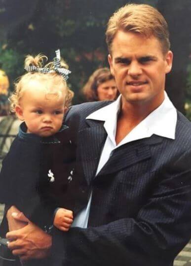Little Romy de Boer with her father Frank de Boer.